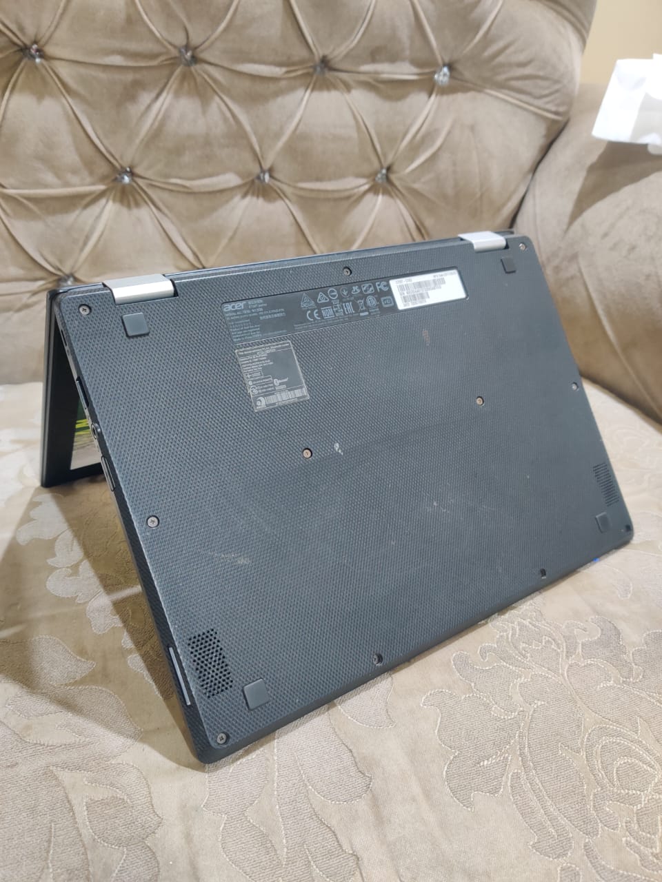 TOB - Acer Chromebook - R11 -C5R6 - C738T - Celeron N3150 - 11.6" Screen - 4GB RAM - 32GB SSD - 15 Days Merchant Warranty with Charger - (Used)