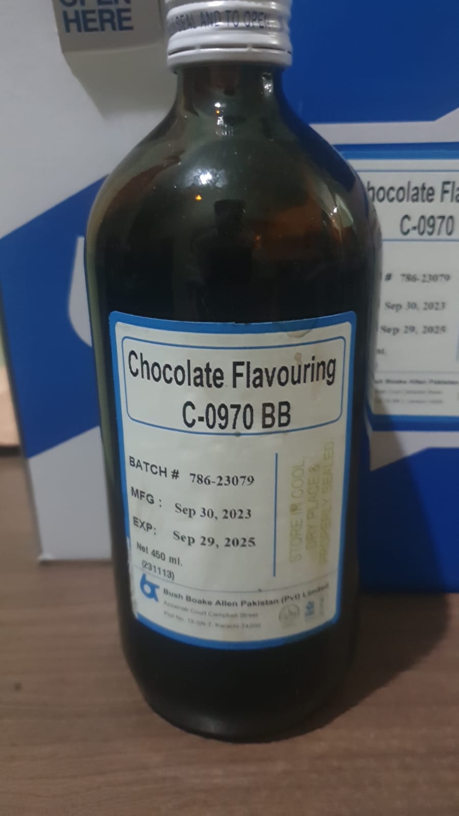 Bush Boake Allen - Chocolate Flavoring - Food Essense - C-0970 BB - 450 ml