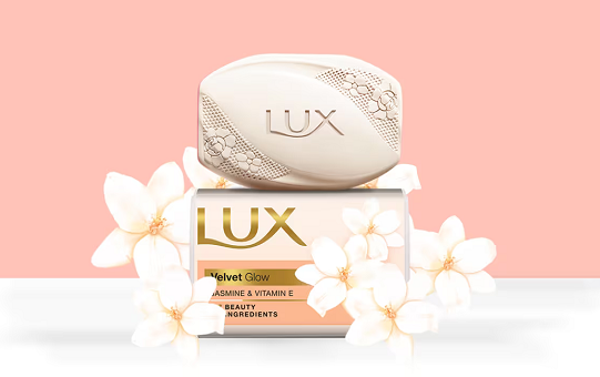 Lux Velvet Glow - 7 Beauty Ingredients - Soap - 128 Gm (Pack of 6)
