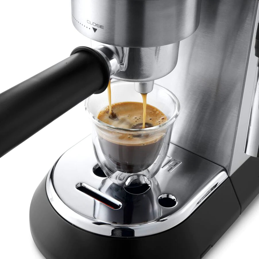 De'Longhi - Pump Espresso - Dedica EC685.M - Silver / Red - 1 Year Warranty