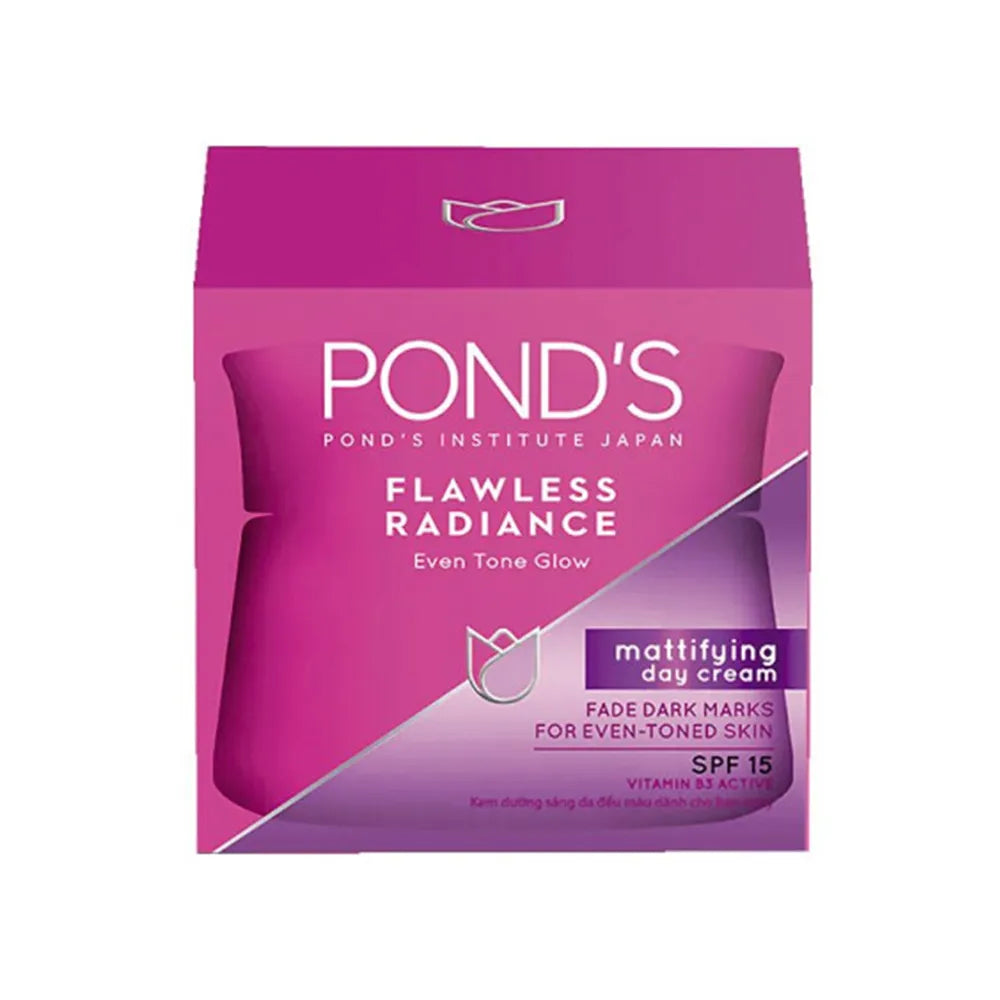 Pond's - Flawless Radiance - Mattifying Day Cream With SPF 15 - 50ml