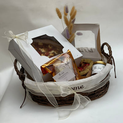 The Loaf - Gourmet Food Basket - Gift Basket For Lahore